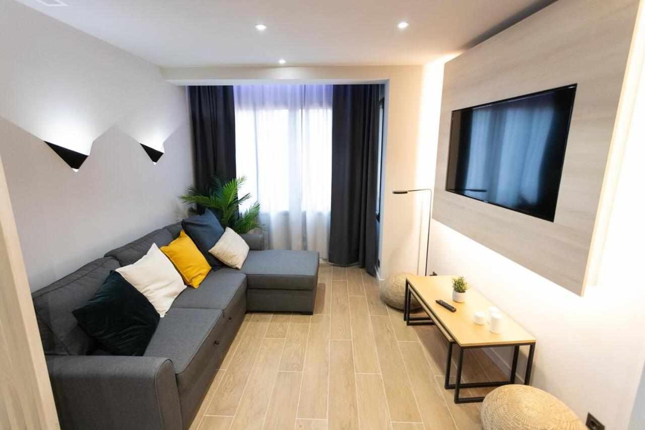 Apartamento Milano Living Suites En Vila Real ภายนอก รูปภาพ