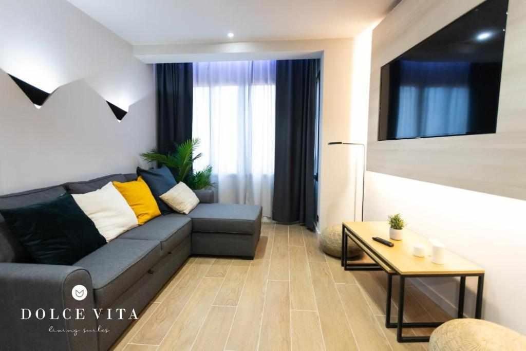 Apartamento Milano Living Suites En Vila Real ภายนอก รูปภาพ